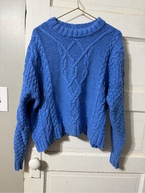 Aerie XS Blue Chunky Cable Knit Sweater Oversized Cozy Crewneck